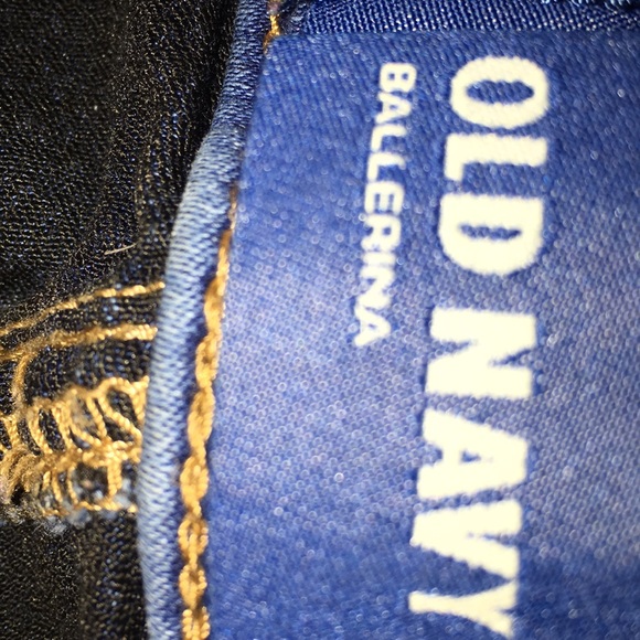 Old Navy Ballerina Jeans 👖🔥 - Picture 4 of 4